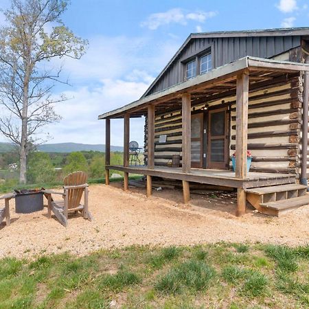 Rustic Baileys Retreat Cabin Near Wineries! Crozet Exterior foto