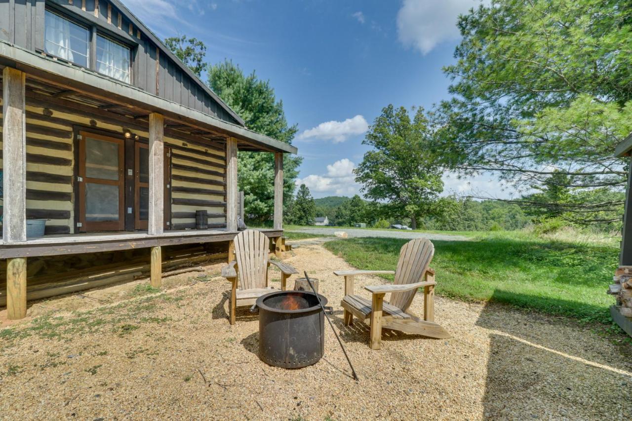 Rustic Baileys Retreat Cabin Near Wineries! Crozet Exterior foto