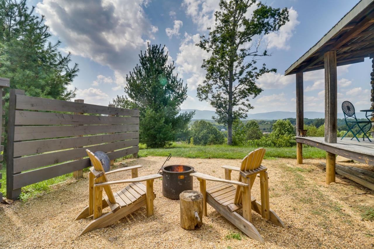 Rustic Baileys Retreat Cabin Near Wineries! Crozet Exterior foto