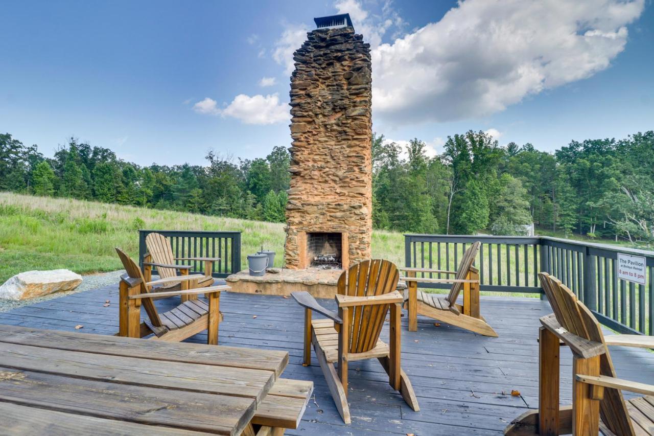 Rustic Baileys Retreat Cabin Near Wineries! Crozet Exterior foto