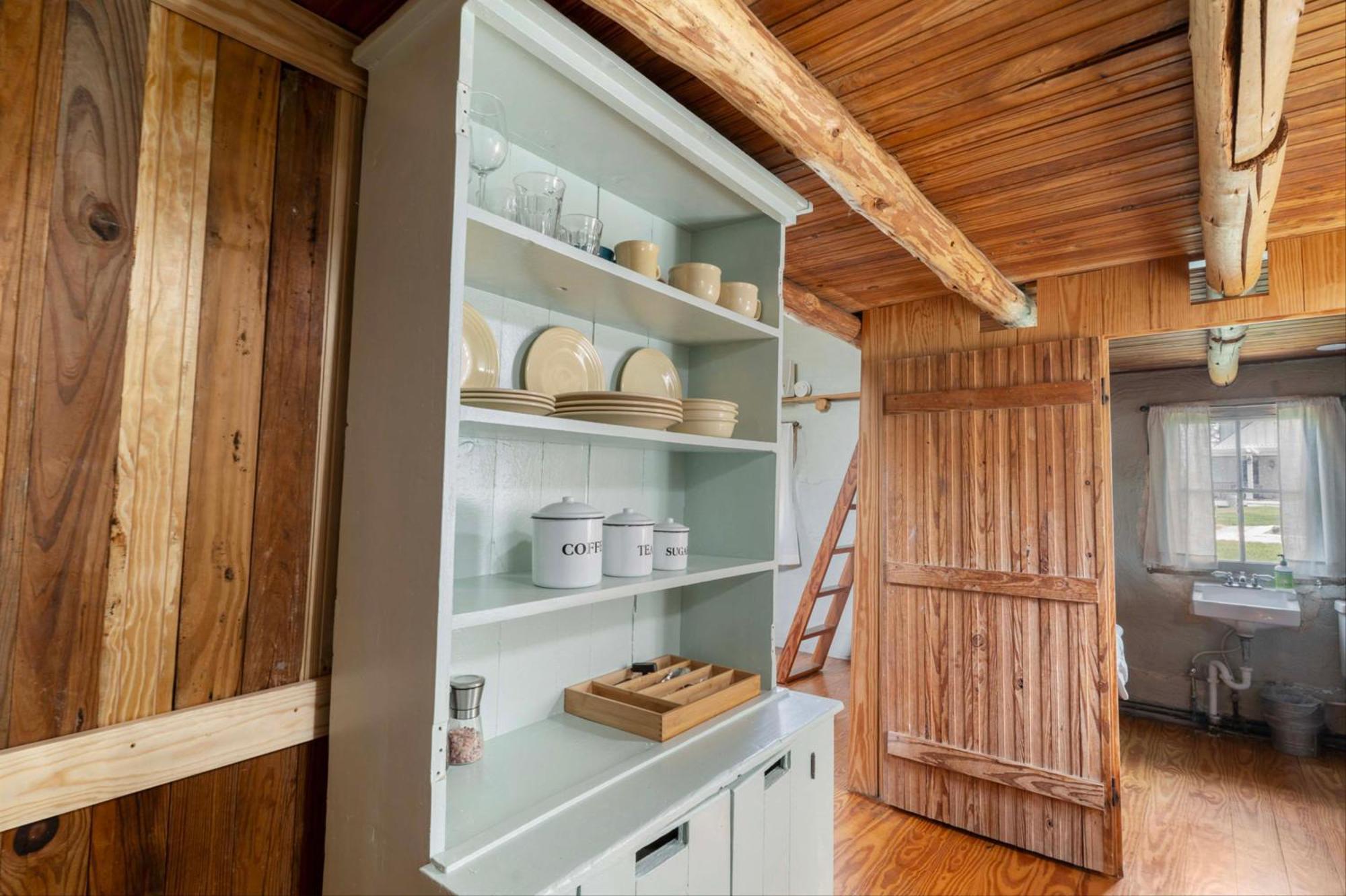 Rustic Baileys Retreat Cabin Near Wineries! Crozet Exterior foto
